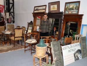 Mobilya Fuarında Geçmişe Yolculuk: Nostaljik Dükkan Büyüledi