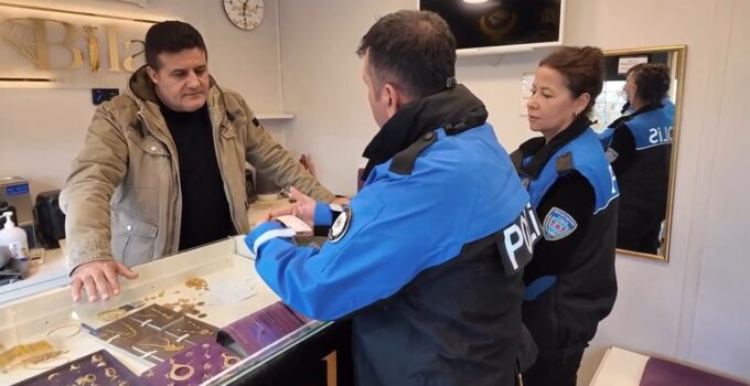 Esnaf ‘Sahte Para’ Dolandırıcılarına Karşı Uyarıldı!