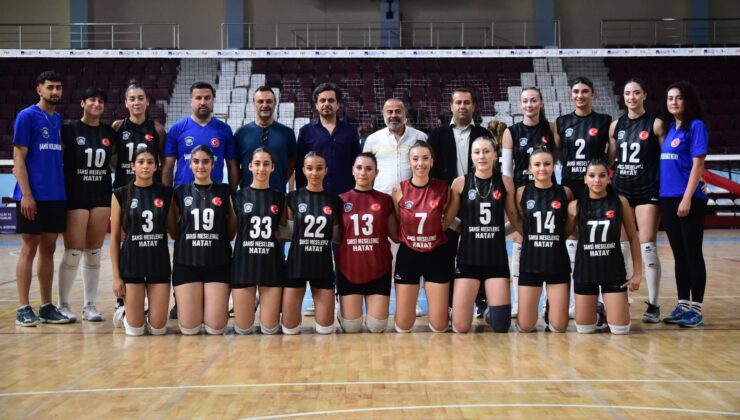 Hatay Voleybol sezona 3-1’lik Galibiyetle Başladı